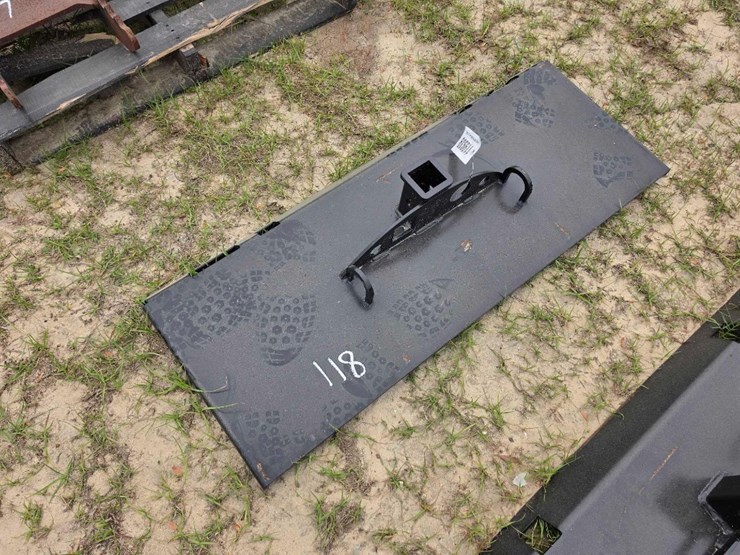 --skid-steer-receiver-hitch-image-4