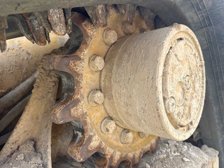 2017-caterpillar-239d-image-52