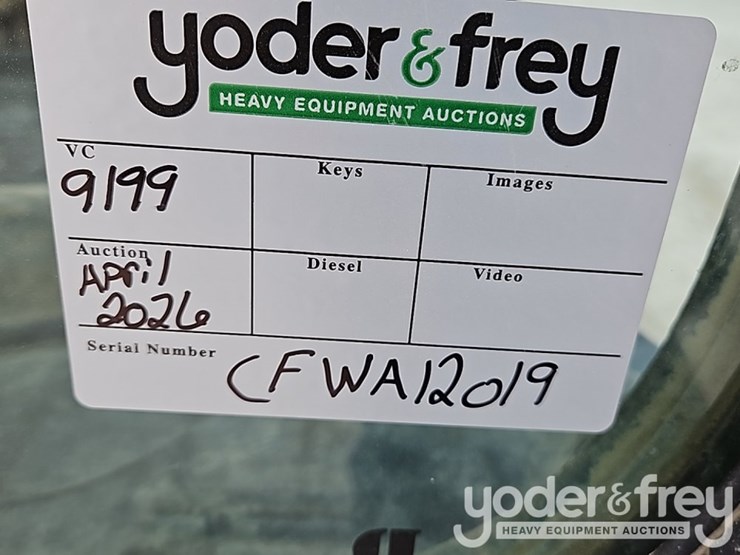 2016-komatsu-pc210-lc-11-image-57