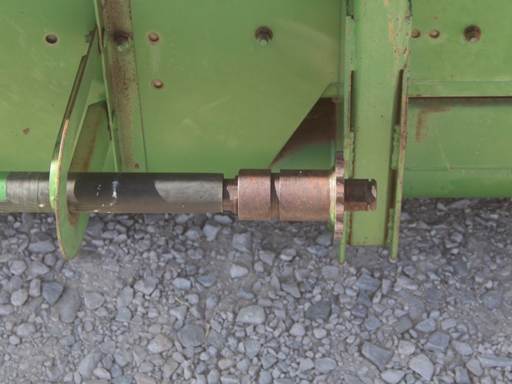 john-deere-224-image-11