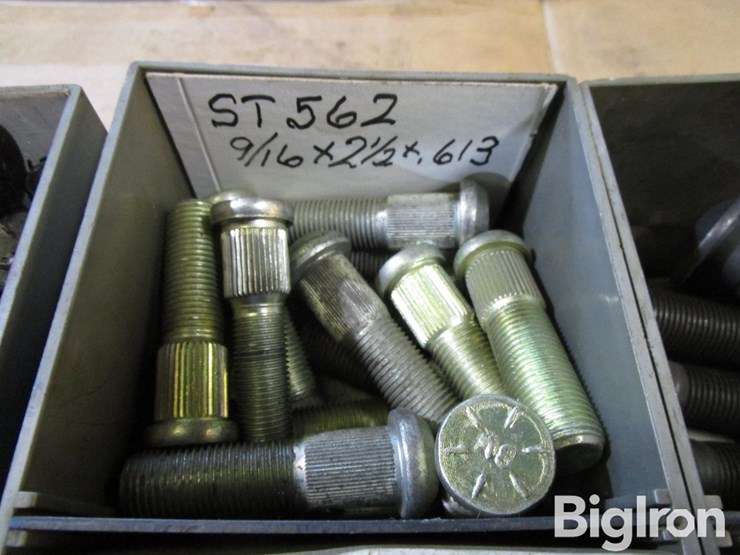 large-assortment-of-wheel-studs,-lug-bolts,-lug-nuts,-and-washers-image-16