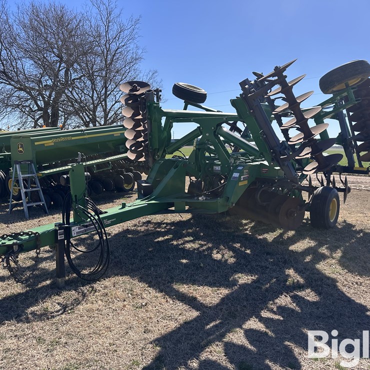 2014 JOHN DEERE 2623