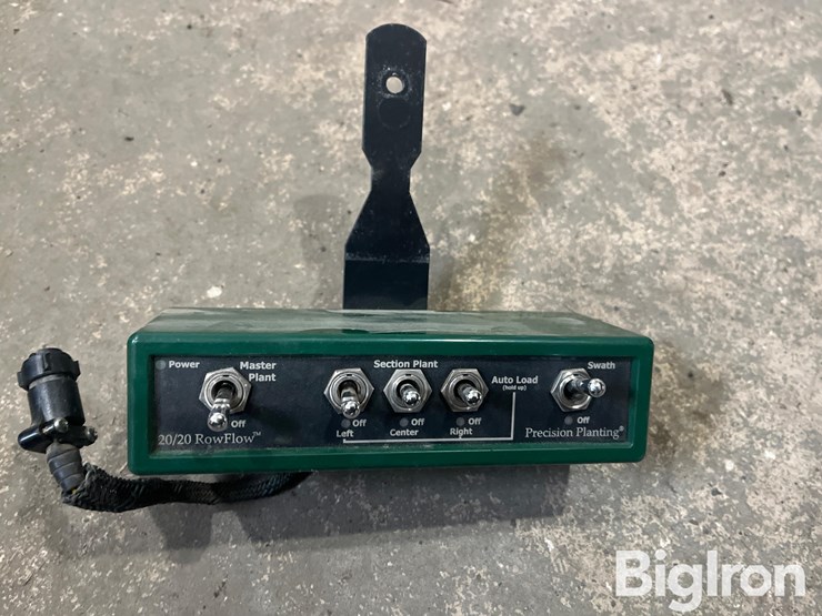 precision-planting-20/20-row-flow-image-1