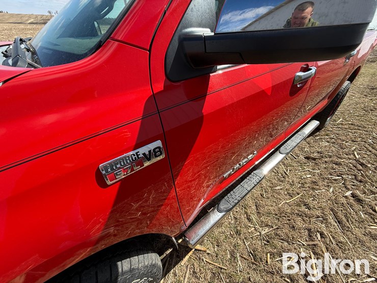 2010-toyota-tundra-image-15