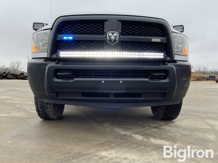 2015-ram-3500-slt-image-13