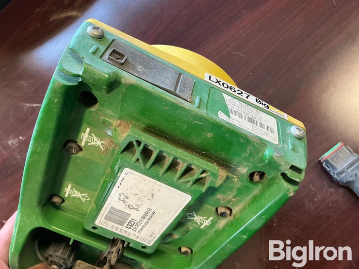 2017-john-deere-6000-image-12