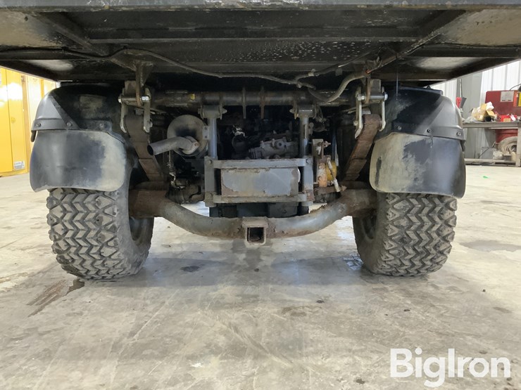 2010-kubota-rtv900-image-17