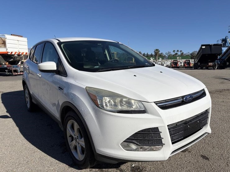 2014-ford-escape-image-2
