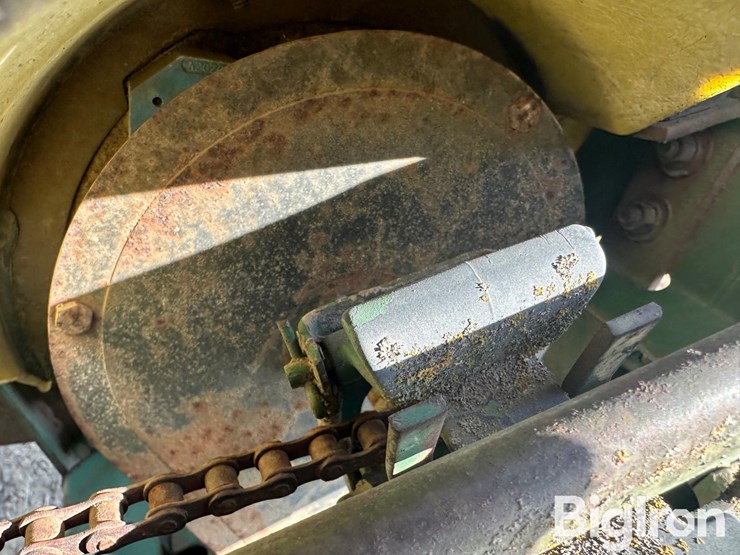 john-deere-7000-image-14