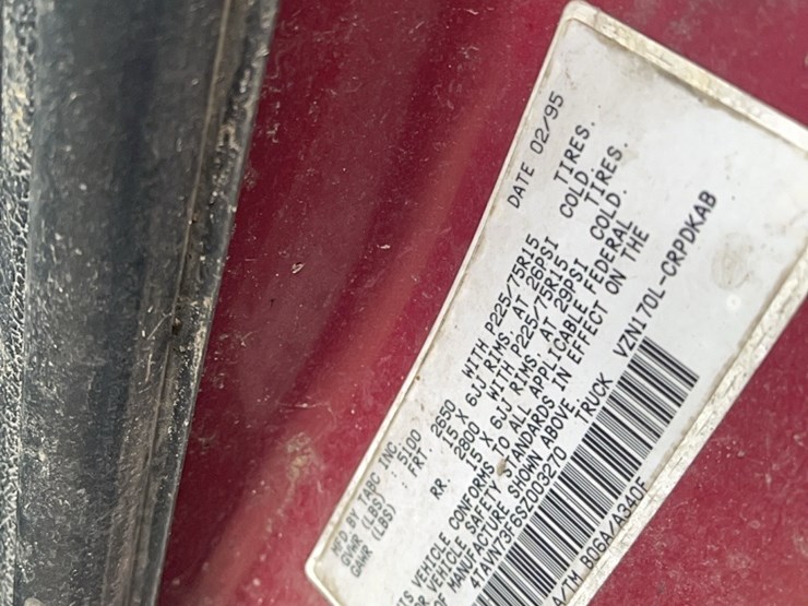 1995-toyota-tacoma-image-24