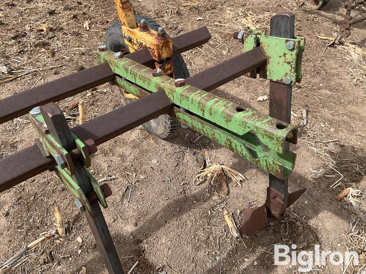 john-deere-7-image-19