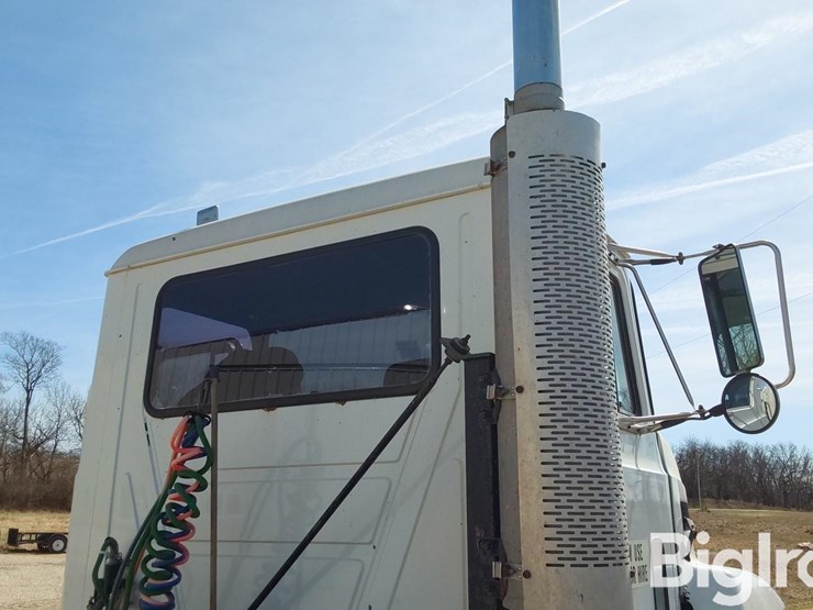 1994-mack-ch600-image-19