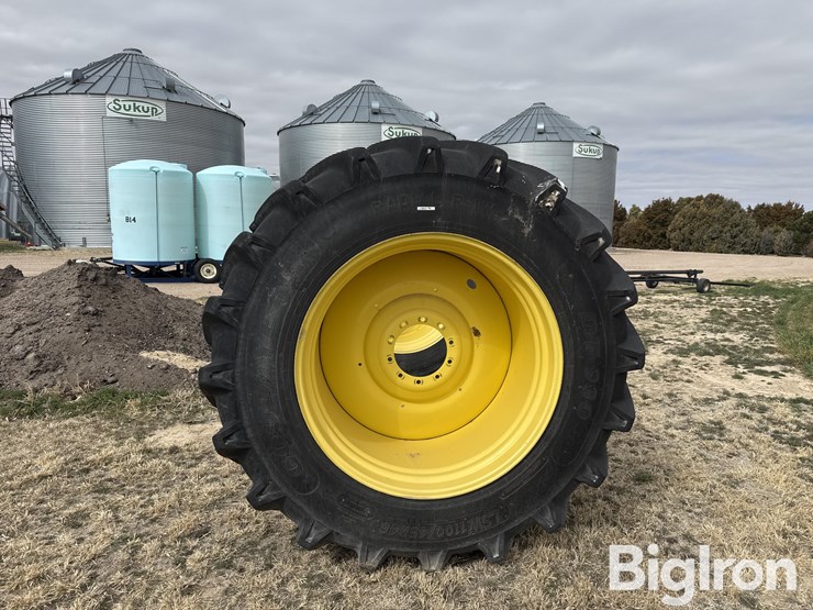 john-deere-s670-image-2