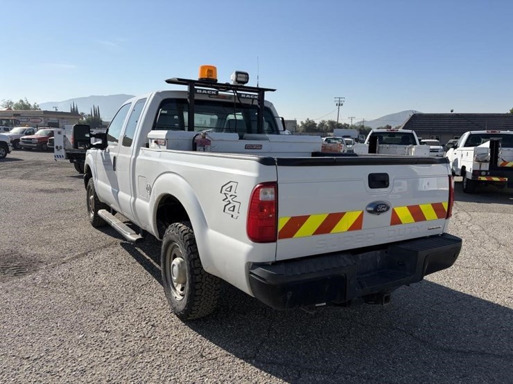 2015-ford-f250-sd-image-4