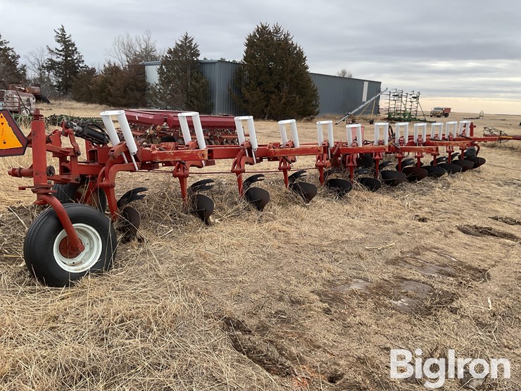 international-800-image-5