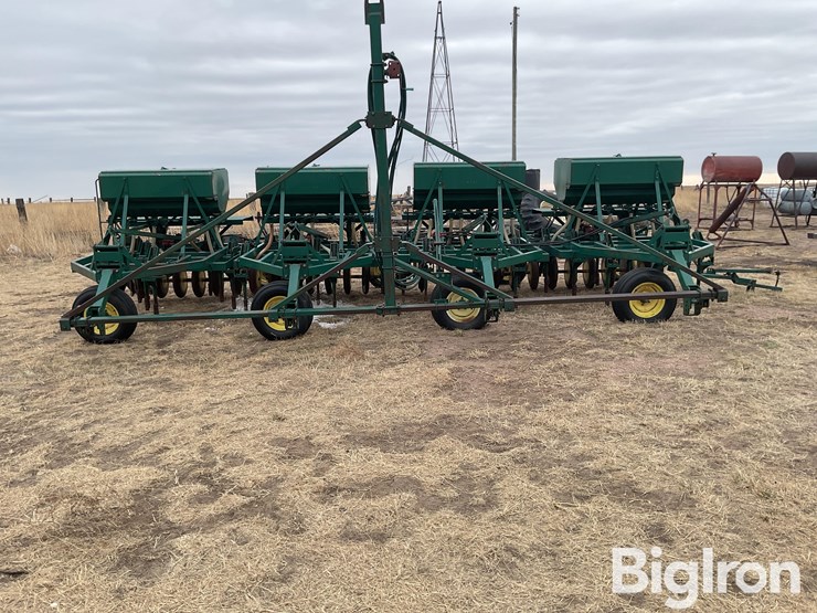 edwards-hd812-image-2