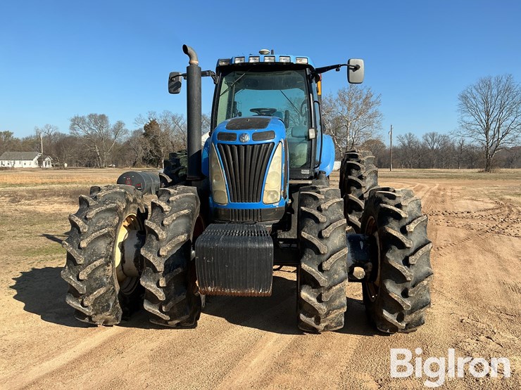 new-holland-t8040-image-2