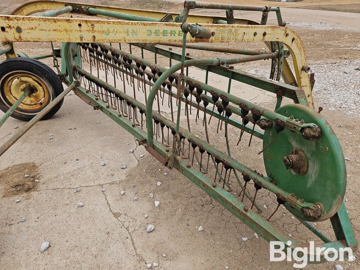 john-deere-896-image-11