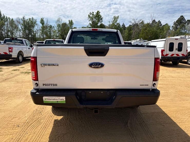 2015-ford-f150-xl-image-5