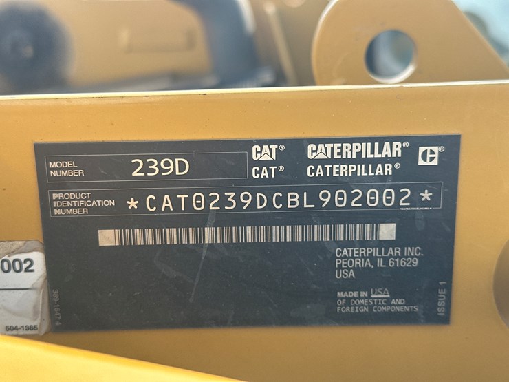 2017-caterpillar-239d-image-57