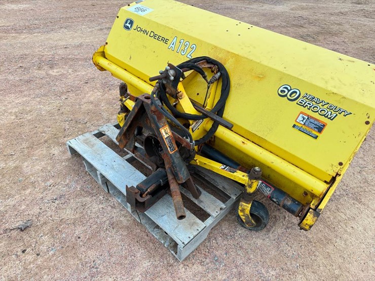 john-deere-60-image-7