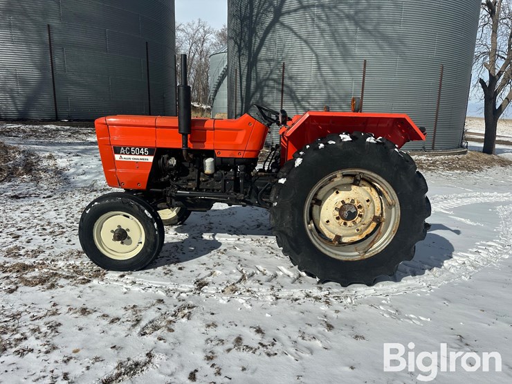 1983-allis-chalmers-5045-image-8
