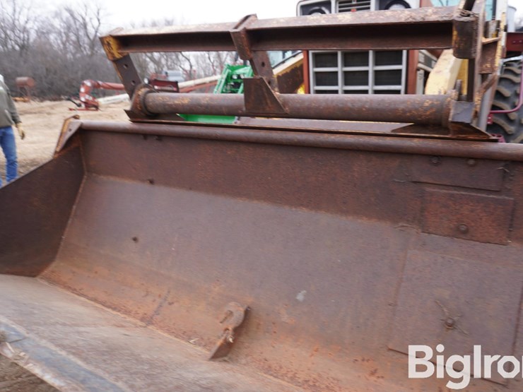 1976-international-1086-image-19