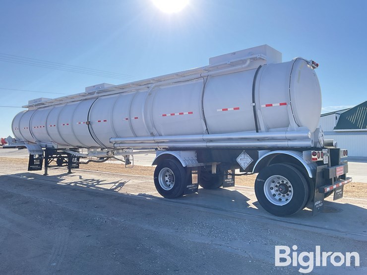 2000-custom-trailer-image-7