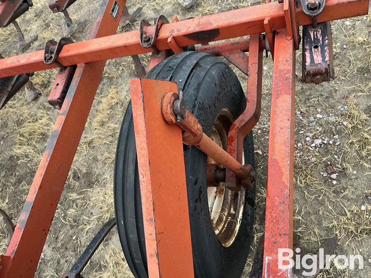 international-4500-image-12