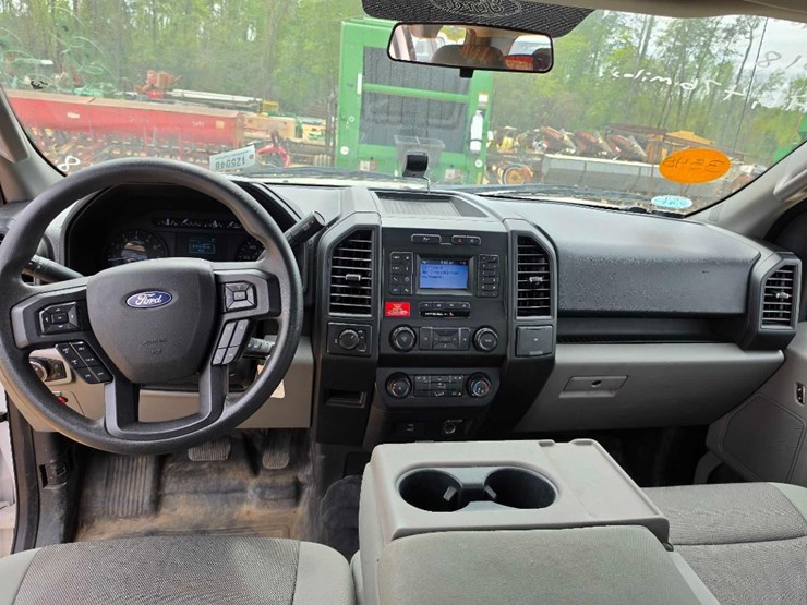 2018-ford-f150-xl-image-10