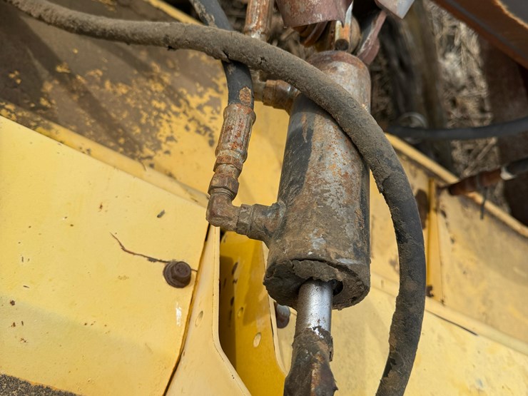 new-holland-18hs-image-15