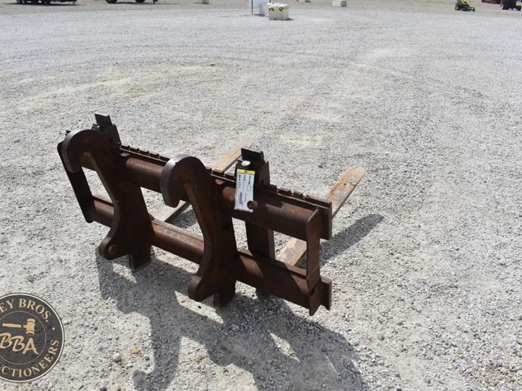 caterpillar-420e-image-7