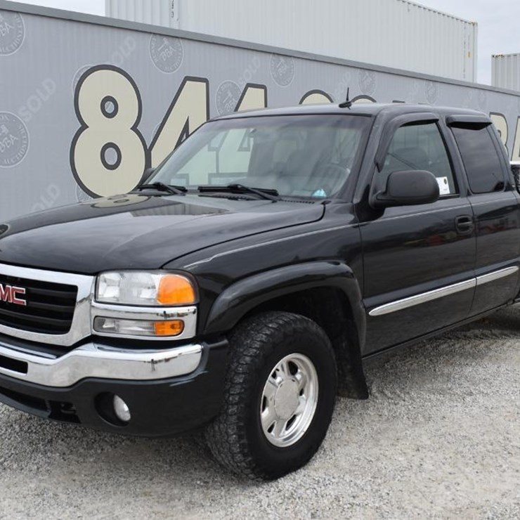 2003 GMC SIERRA 1500 SLT