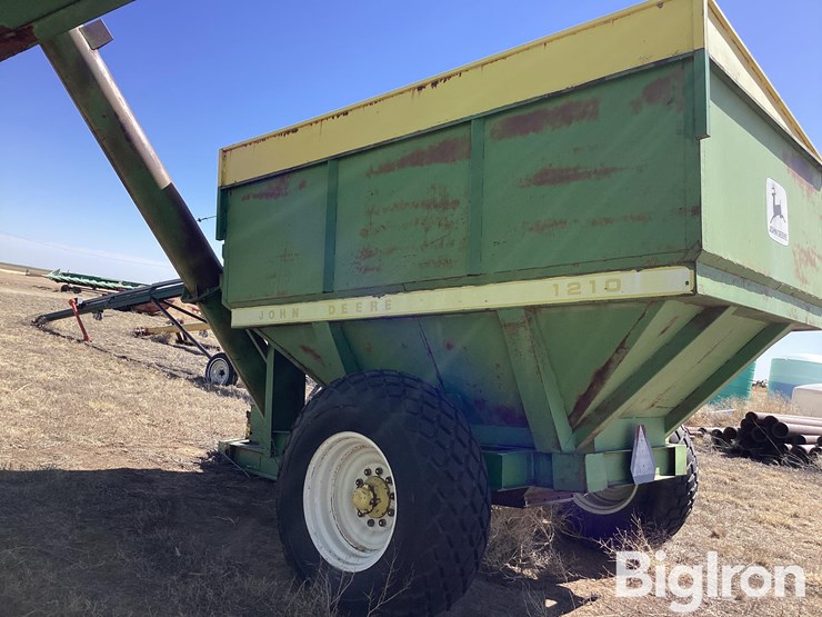 john-deere-1210-image-8