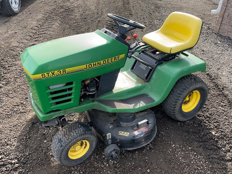 john-deere-la-image-3