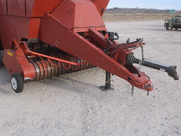 hesston-4910-image-85