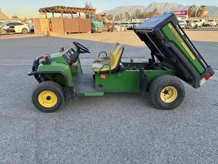 2013-john-deere-gator-image-5