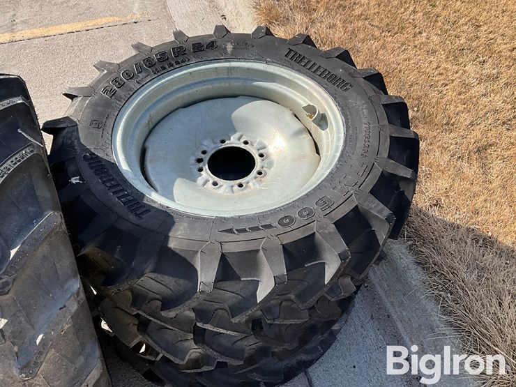 trelleborg-280/85r24-tm600-pivot-tires-&-rims-image-13