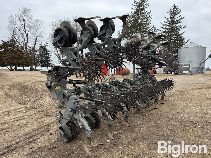 hinkier-6000-12r30"-cultivator-image-9