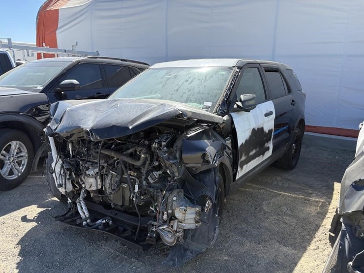 2018-ford-explorer-image-1