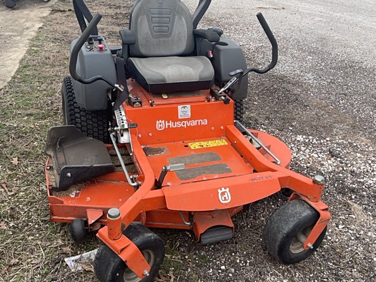 husqvarna-m-zt61-mower-fab-deck-485hours-kohler-25hp-moter-image-1