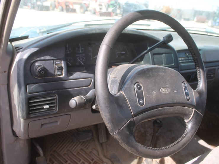 1996-ford-f250-xlt-image-26