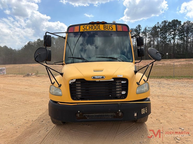 2008-thomas-saf-t-liner-c2-image-5