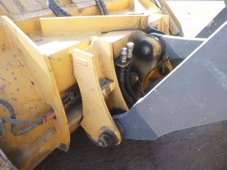 2005-deere-624j-image-15