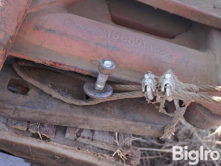 case-ih-1300-image-14