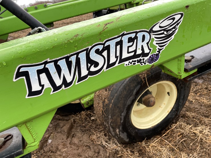 mandako-twister-12-image-32