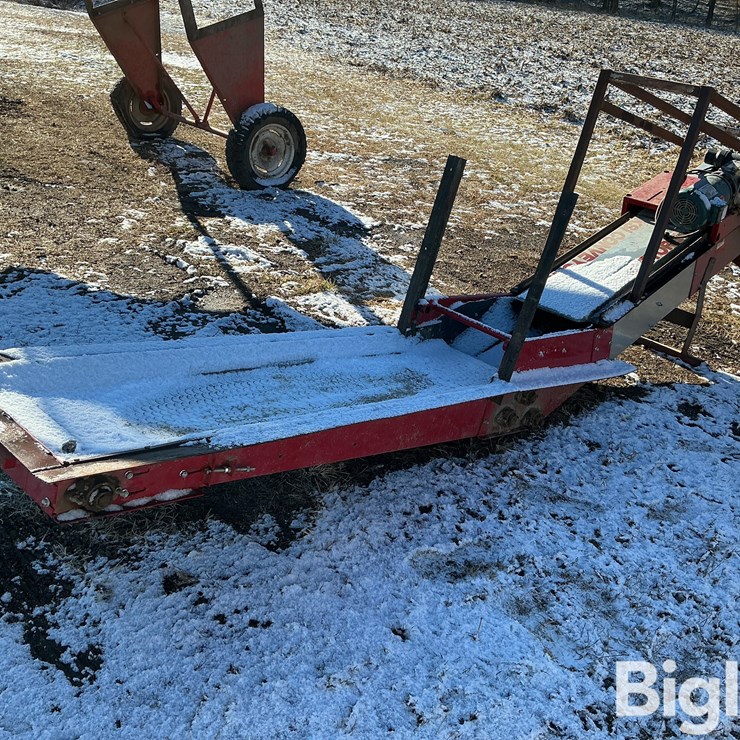 KSi 16UC Unloading Conveyor