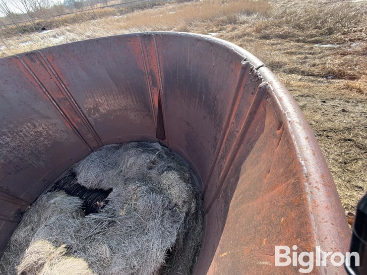 farmhand-900a-tub-grinder-image-17