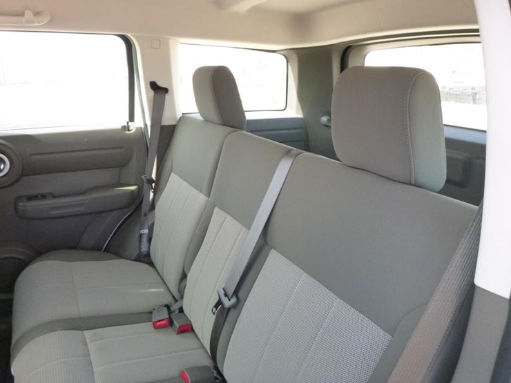 2008-dodge-nitro-image-9