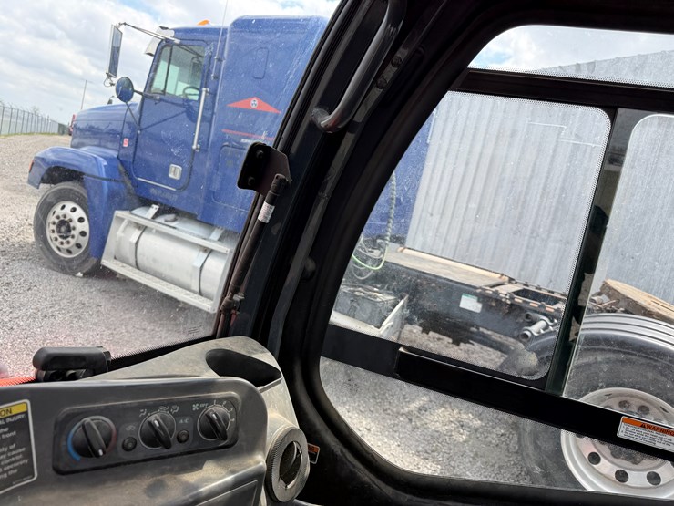 kubota-rtv1100-image-51